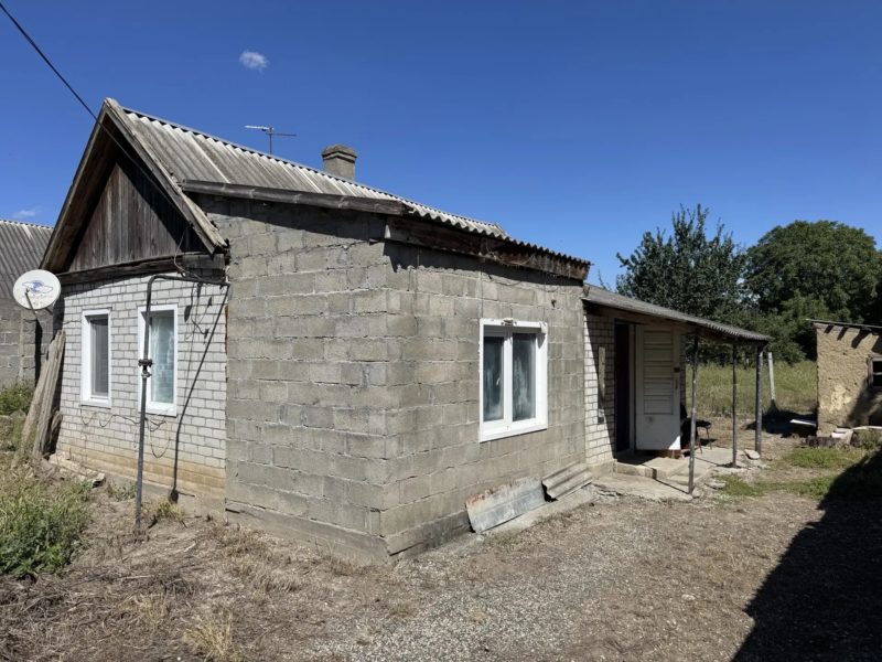Дом 24,5 кв и земельный участок 15 соток