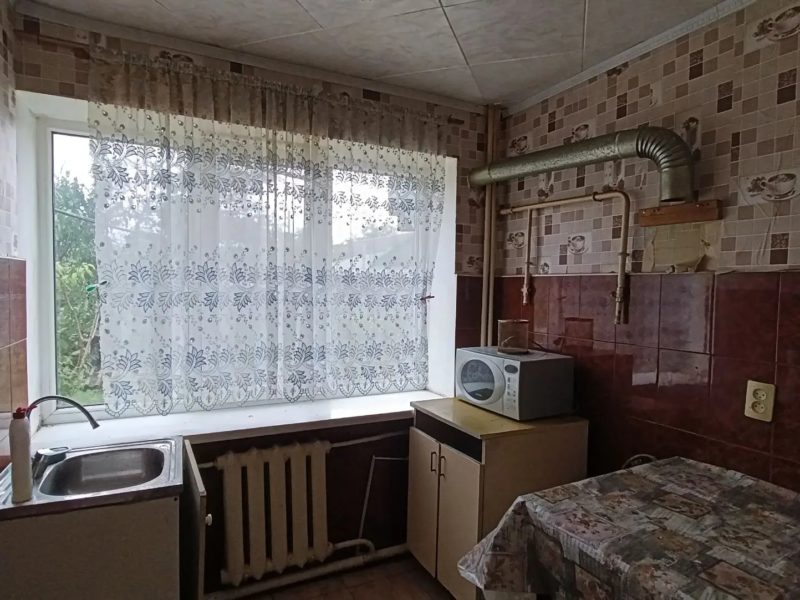 Продается 3 к квартира 42.6 кв м