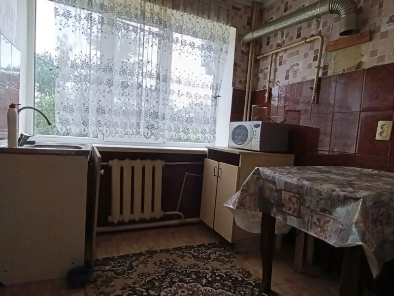Продается 3 к квартира 42.6 кв м