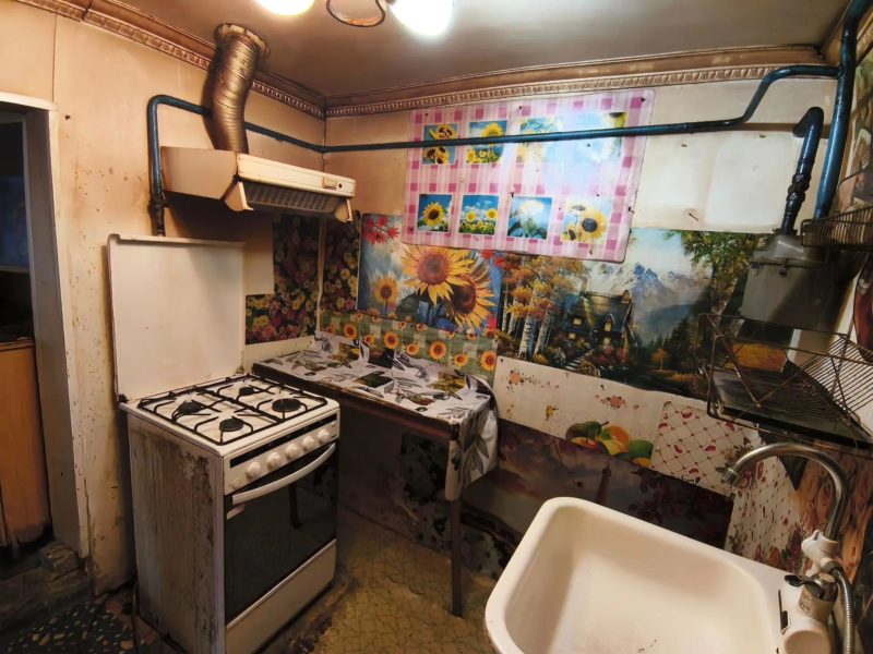Дом 20,6 кв.м на земельном участке 11 сот.